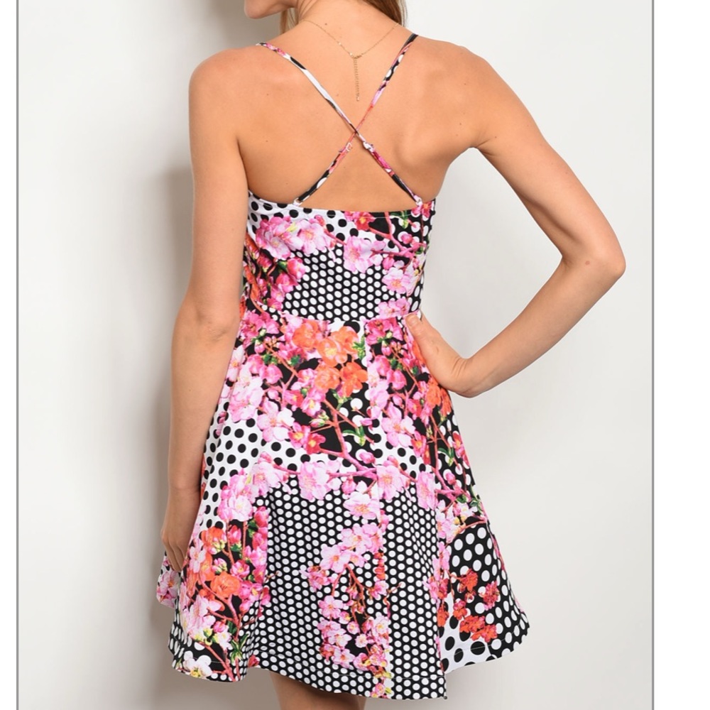 Gorgeous Mixed Print Skater Dress - Picture 2 of 2